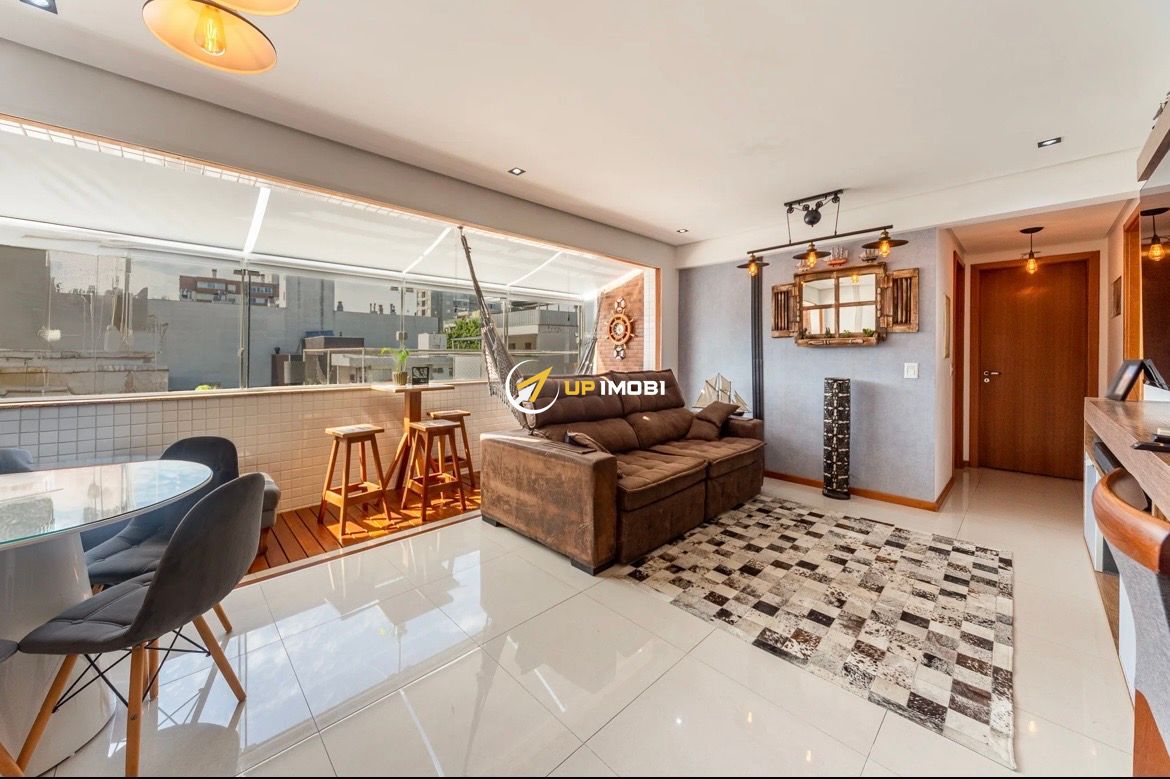 Apartamento com 70m², 2 dormitórios no bairro Santana em Porto Alegre para Comprar