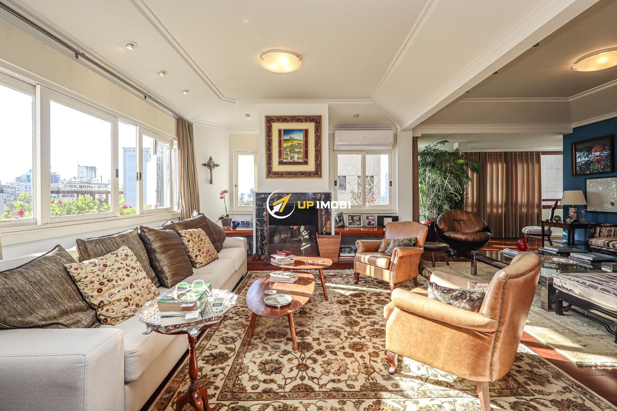 Cobertura com 399m², 4 dormitórios no bairro Rio Branco em Porto Alegre para Comprar