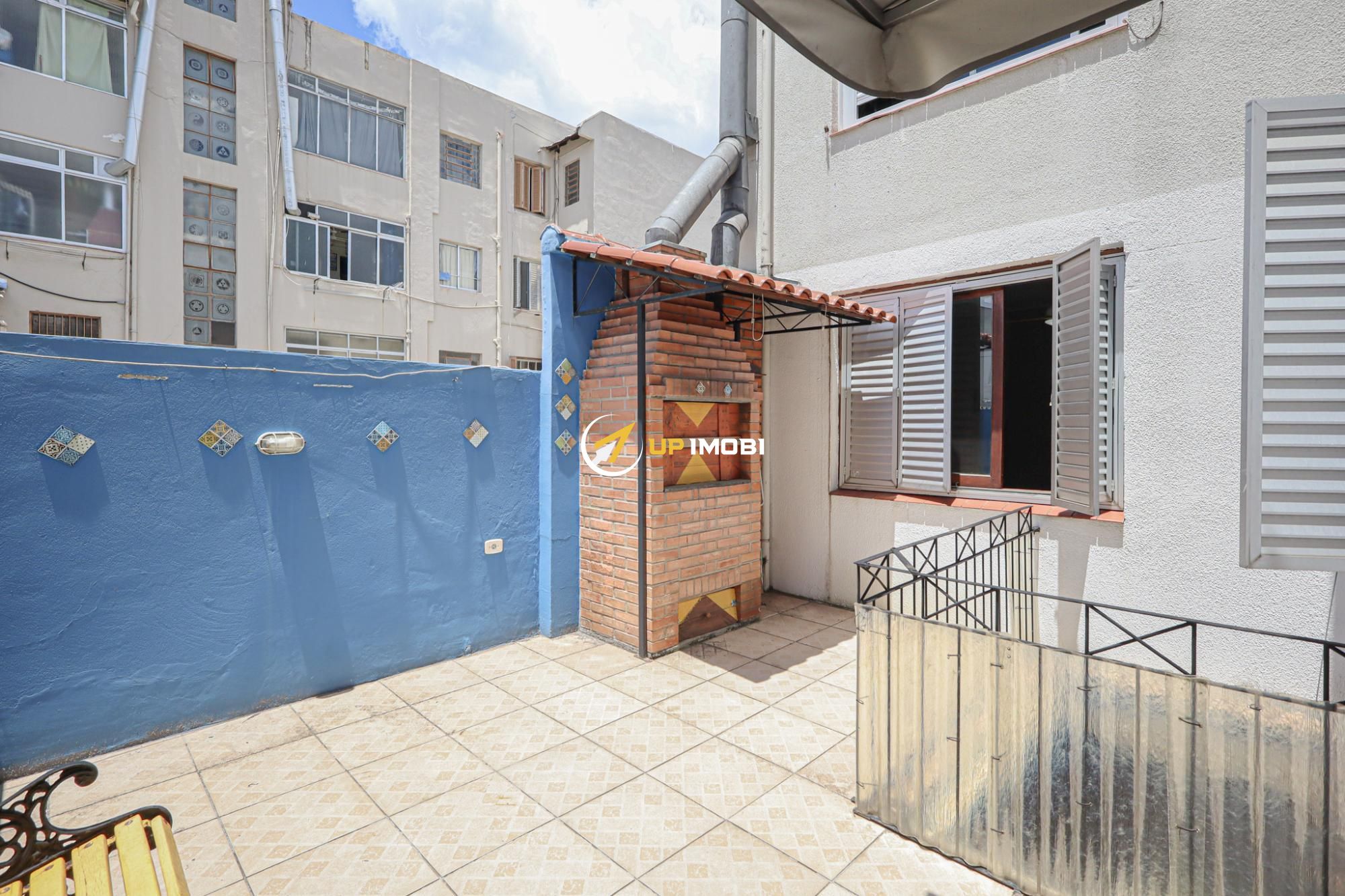 Apartamento com 70m², 2 dormitórios no bairro São Geraldo em Porto Alegre para Comprar