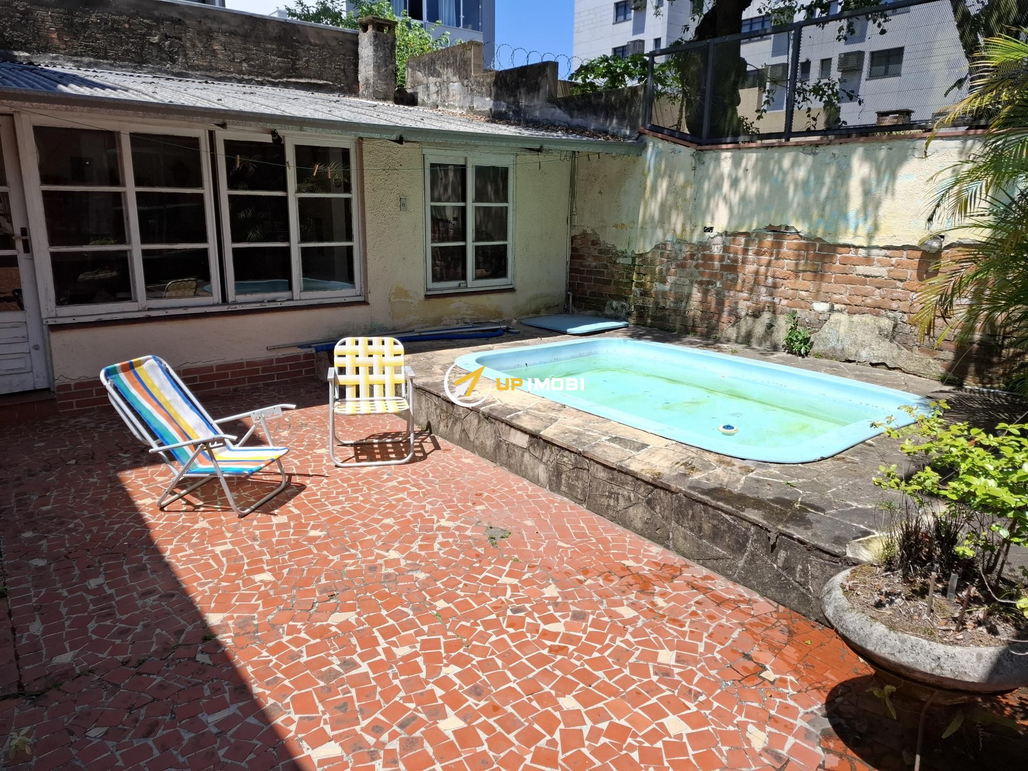 Casa, 3 dormitórios no bairro Petrópolis em Porto Alegre para Comprar