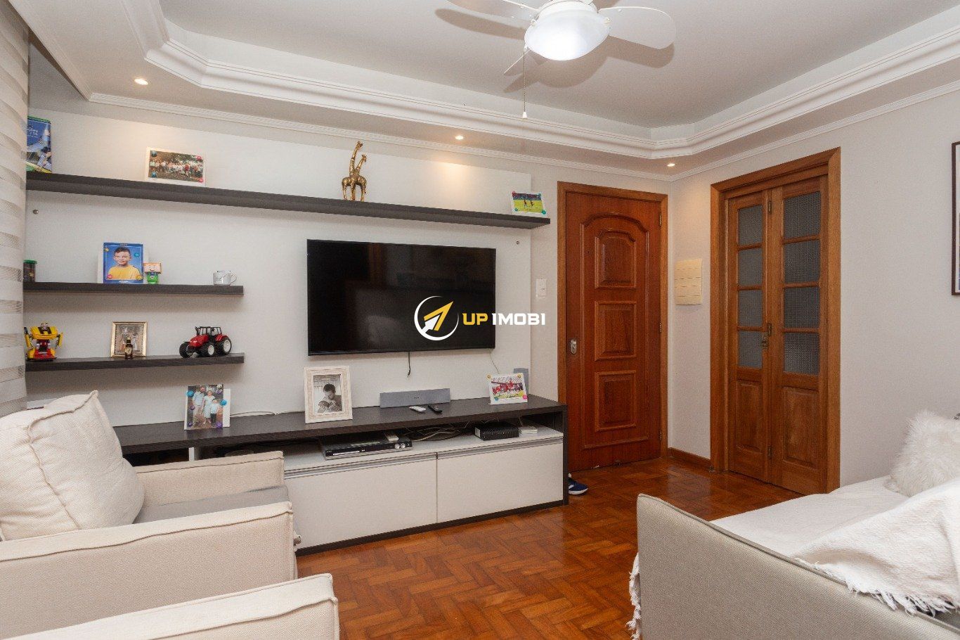 Apartamento, 3 dormitórios no bairro Rio Branco em Porto Alegre para Comprar