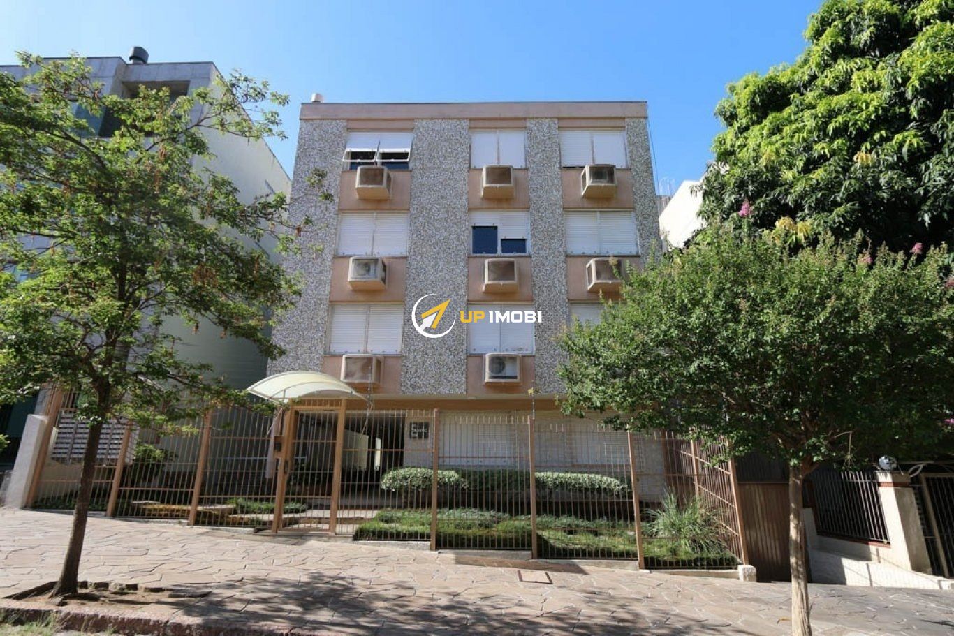 Apartamento, 1 dormitório no bairro São João em Porto Alegre para Comprar
