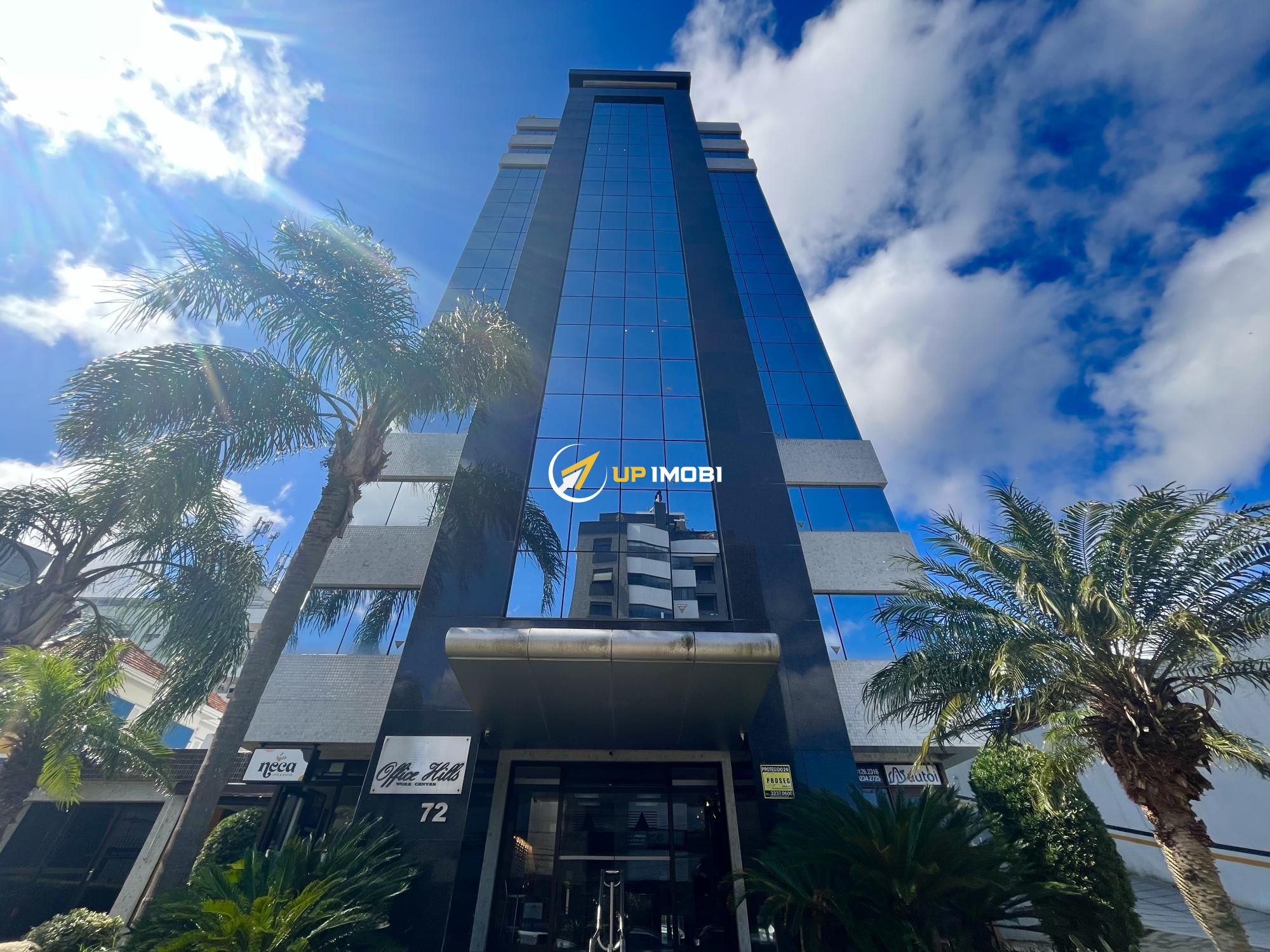 Sala Comercial com 46m², 1 dormitório no bairro Petrópolis em Porto Alegre para Comprar