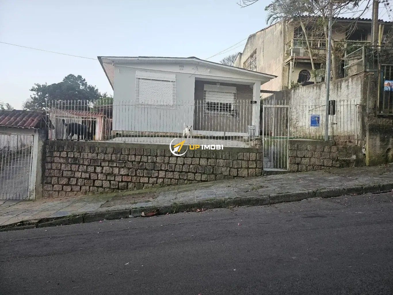 Casa, 2 dormitórios no bairro Ipanema em Porto Alegre para Comprar