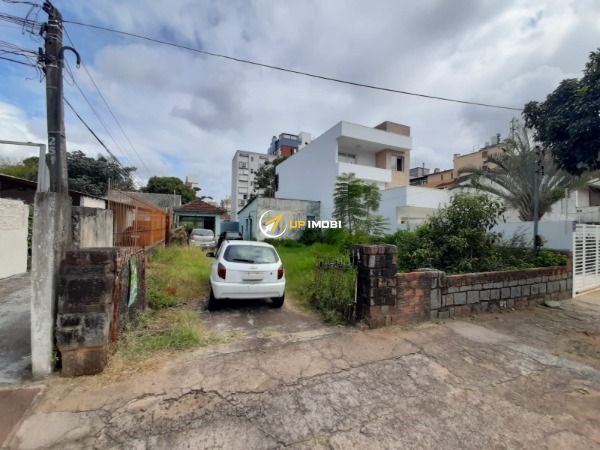 Terreno com 484m² no bairro São João em Porto Alegre para Comprar