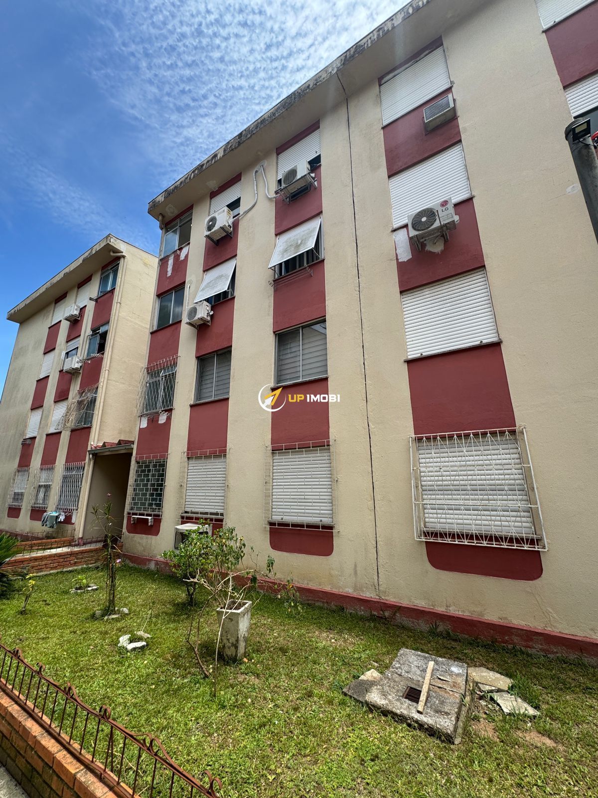 Apartamento, 1 dormitório no bairro Vila Nova em Porto Alegre para Comprar