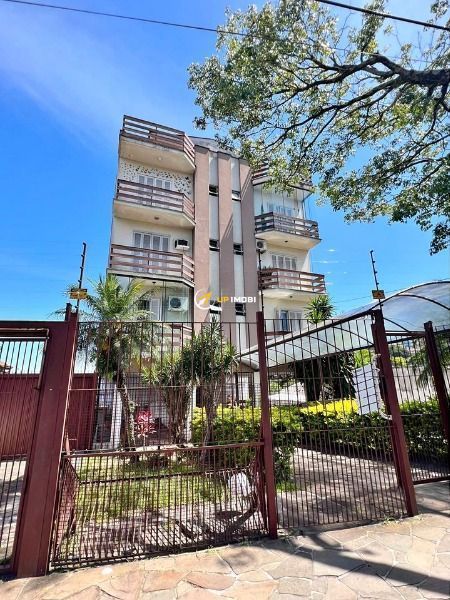 Apartamento, 1 dormitório no bairro Medianeira em Porto Alegre para Comprar