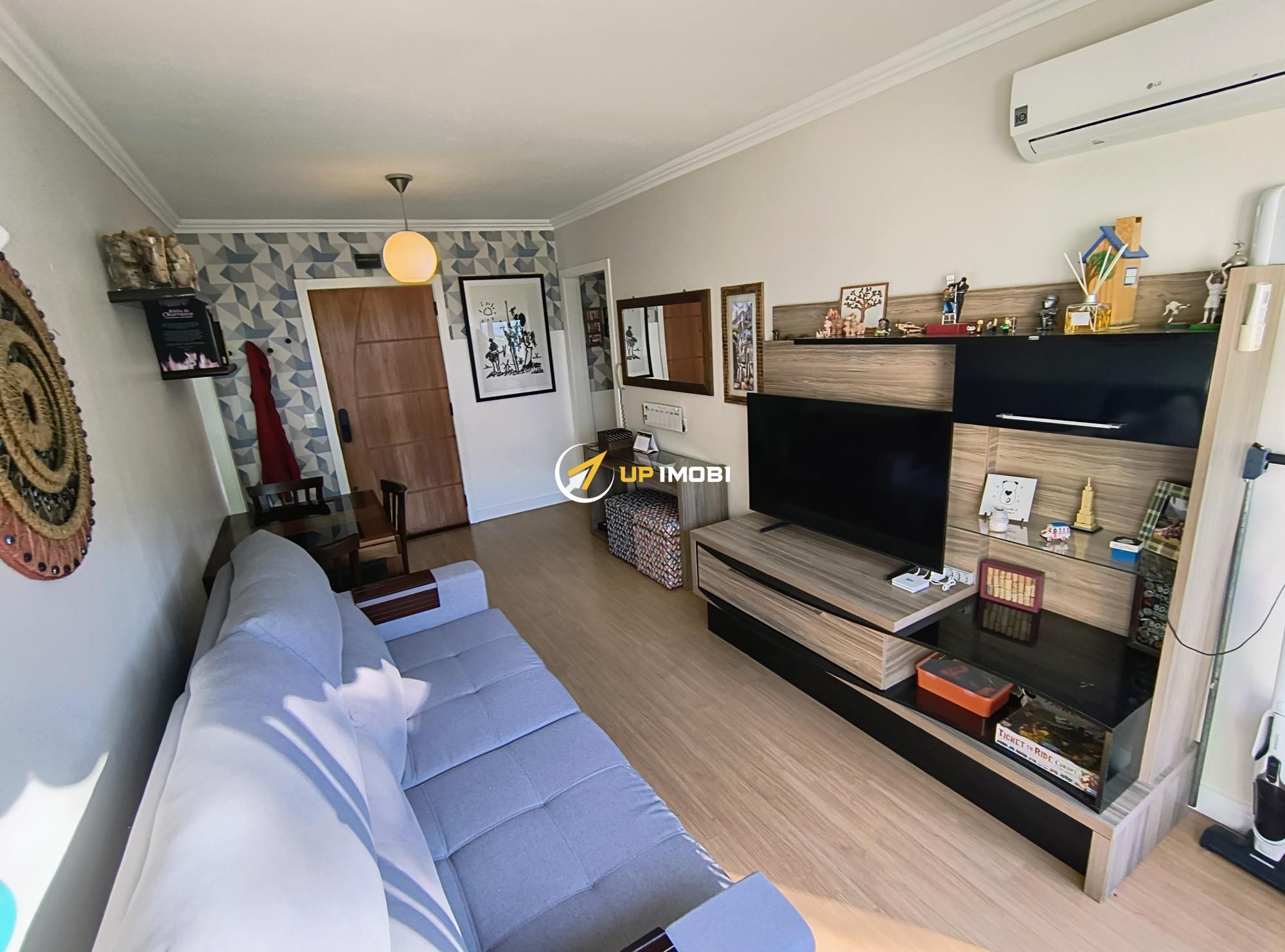 Apartamento, 2 dormitórios no bairro Nonoai em Porto Alegre para Comprar