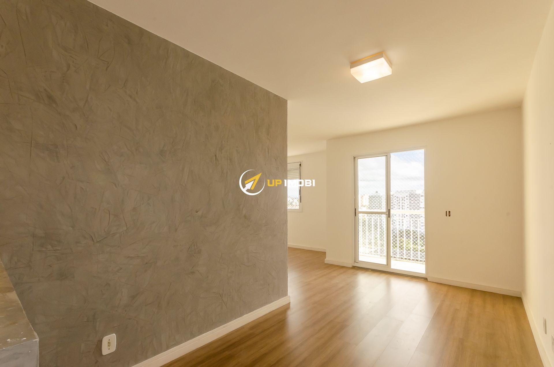 Apartamento com 62m², 3 dormitórios no bairro São Sebastião em Porto Alegre para Comprar