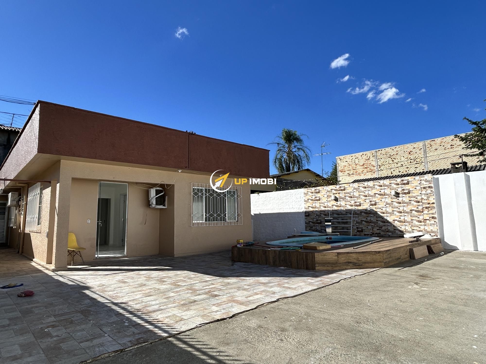 Casa com 87m², 2 dormitórios no bairro Harmonia em Canoas para Comprar