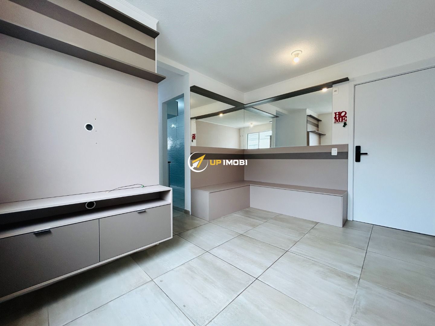 Apartamento com 43m², 2 dormitórios no bairro Centro em Canoas para Comprar