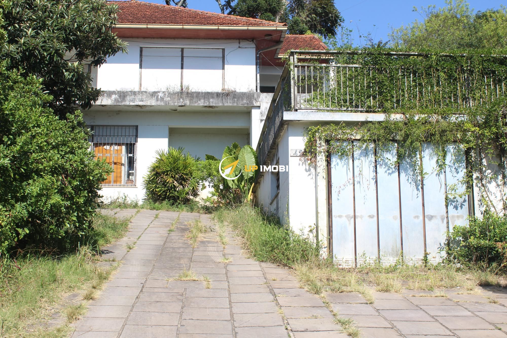 Casa, 4 dormitórios no bairro Vila Assunção em Porto Alegre para Comprar