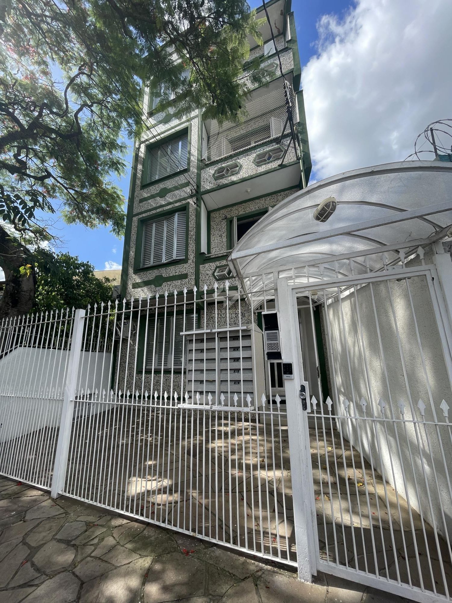 Apartamento 01 dormitório em Porto Alegre Bairro Floresta