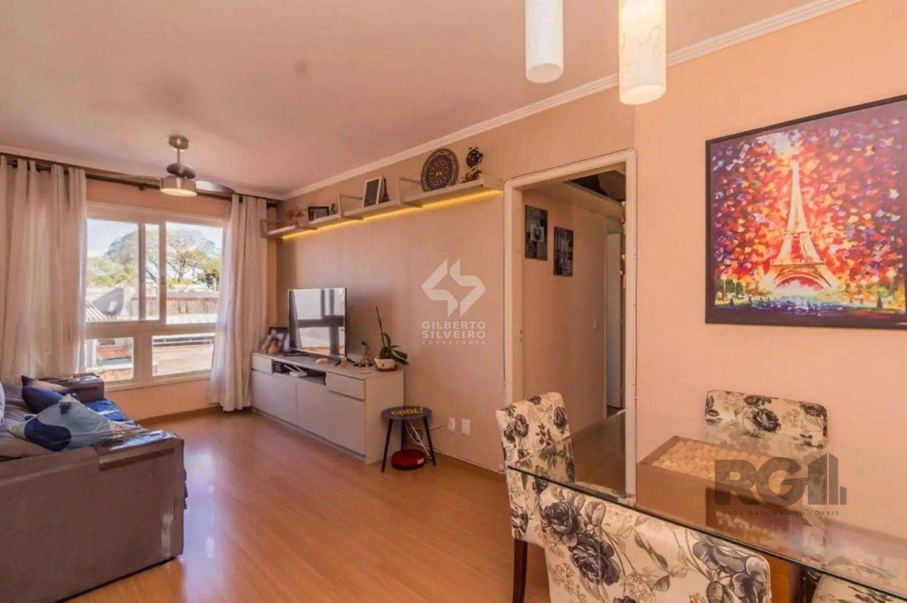 Apartamento com 02 quartos com 01 vaga de garagem coberta e escriturada.