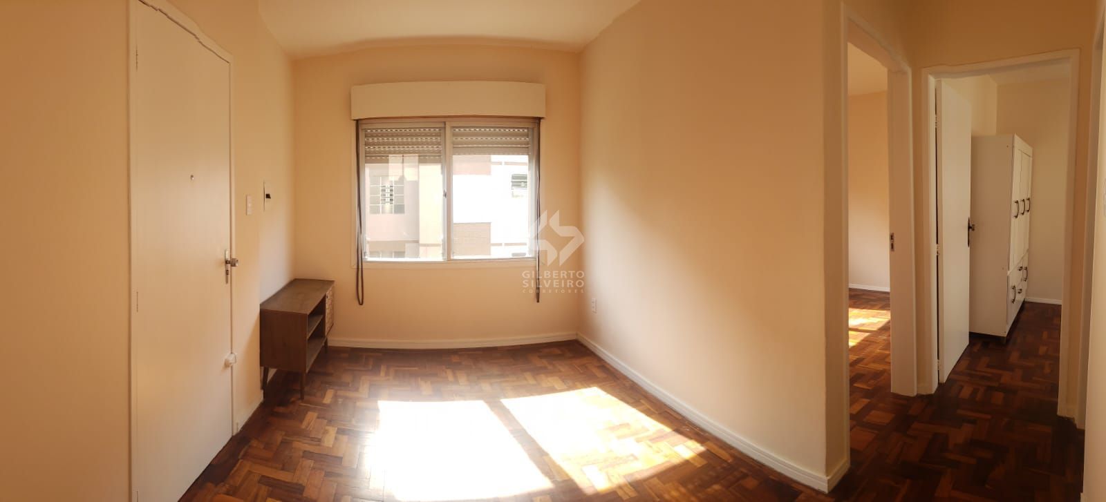 Apartamento de 2 dormitórios quarto andar no bairro jardim Itu Sabará
