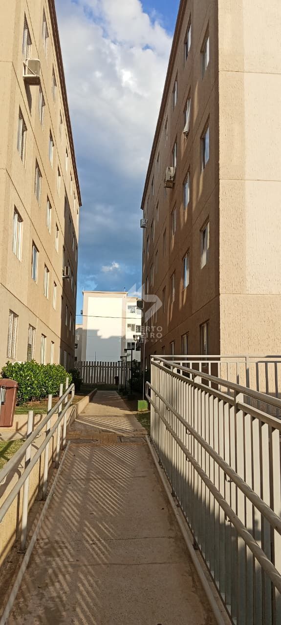 Apartamento com 02 quartos e 01 vaga no Bairro Jardim Leopoldina Porto Alegre
