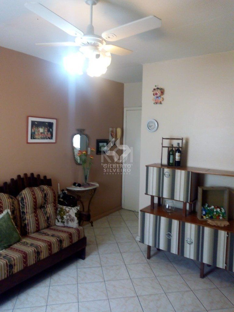 Apartamento 2dormitórios desocupado