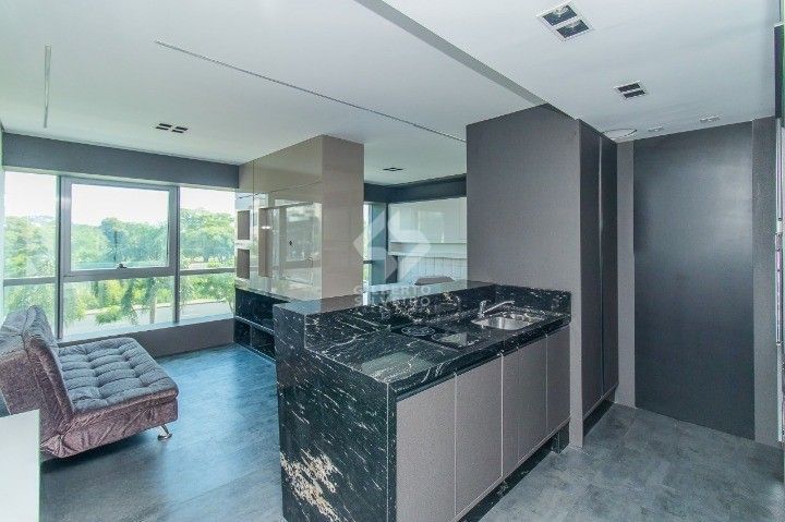LOFT MOBILIADO PARA VENDA NO BAIRRO PRAIA DE BELAS - 41M² DE ÁREA PRIVATIVA - 01 VAGA DE ESTACIONAMENTO
