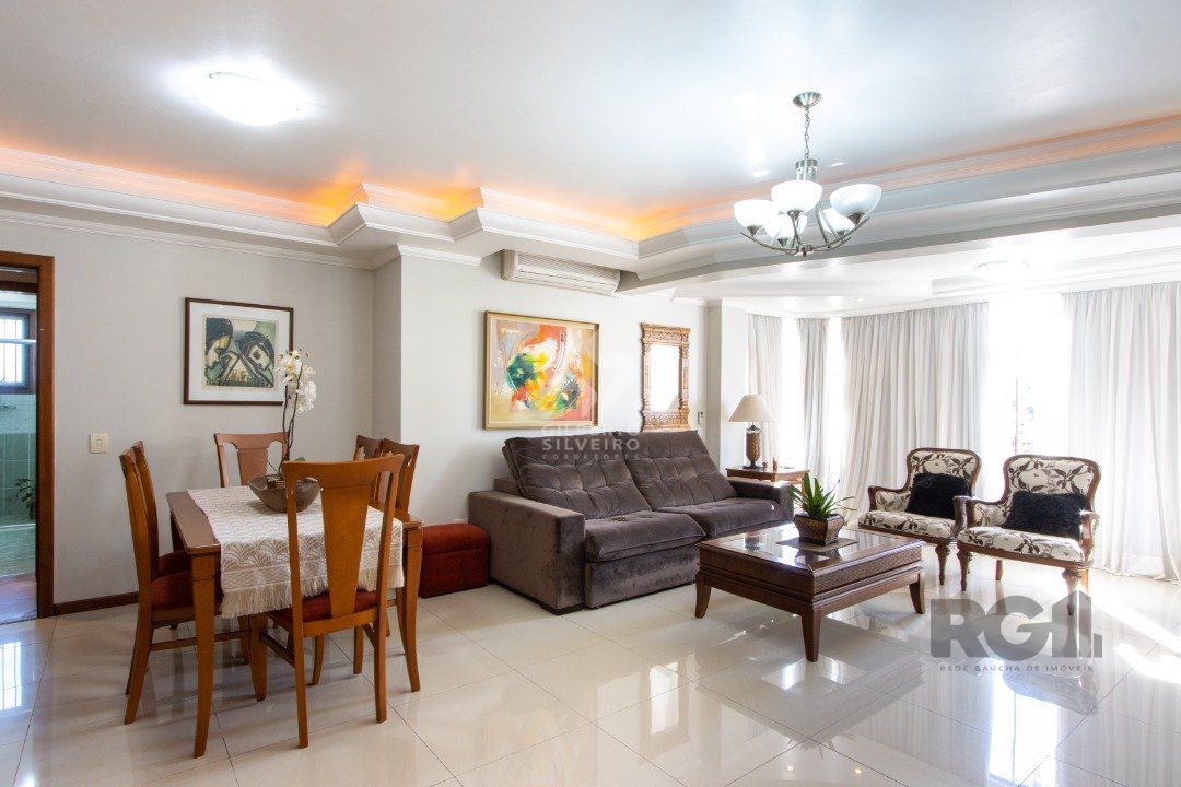 Apartamento Garden de 3 dormitórios, 1 suite e 1 vaga coberta no bairro Cristal.