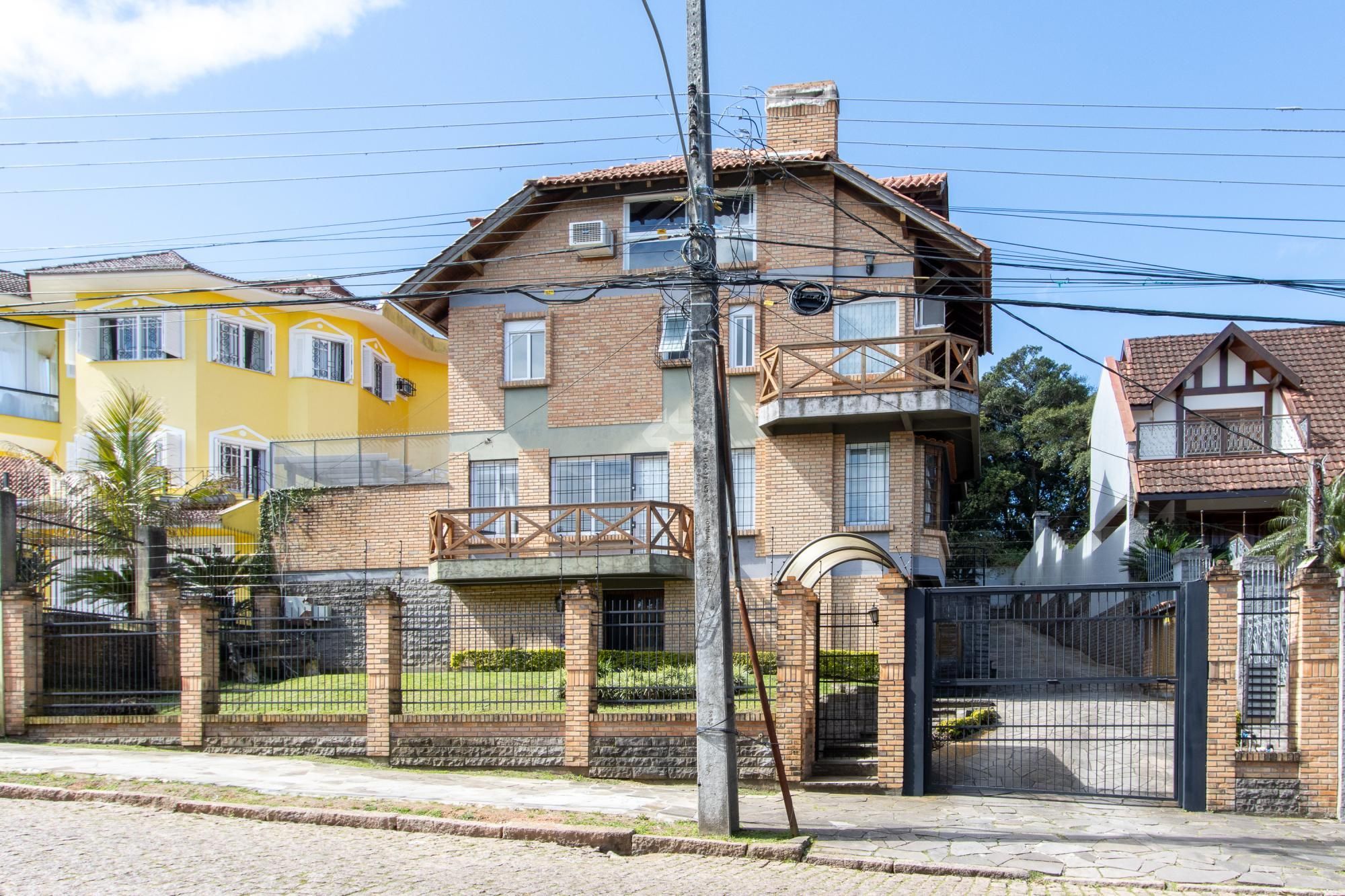 Casa de Condomínio 3 quartos à venda, 296m², Jardim Isabel - Porto Alegre