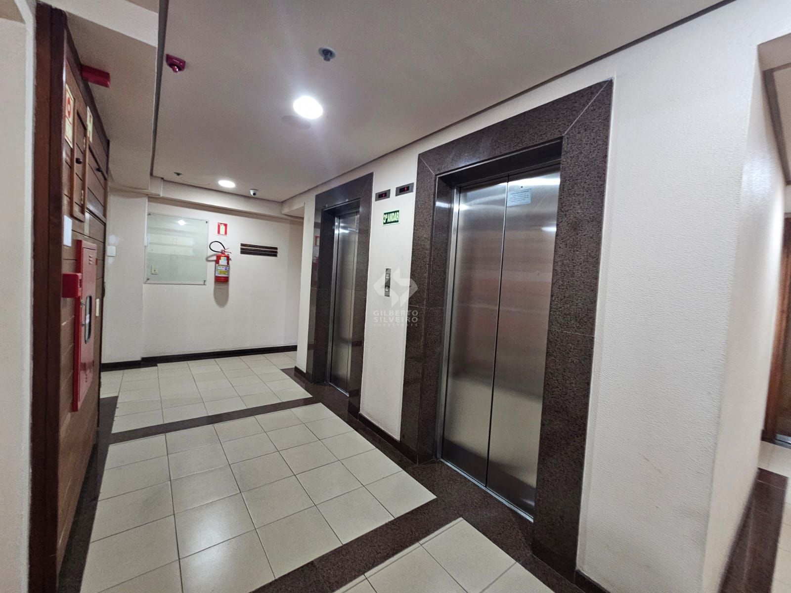 Sala Comercial, 2 salas, à venda, 47 m², Moinhos de Vento - Porto Alegre — foto 4