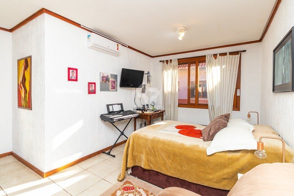 Casa Condominio para Venda - 239.9m², 3 dormitórios, Santa Tereza