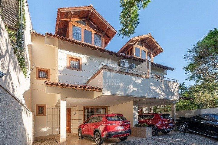 Casa de Condomínio 3 quartos à venda, 250m², Tristeza - Porto Alegre