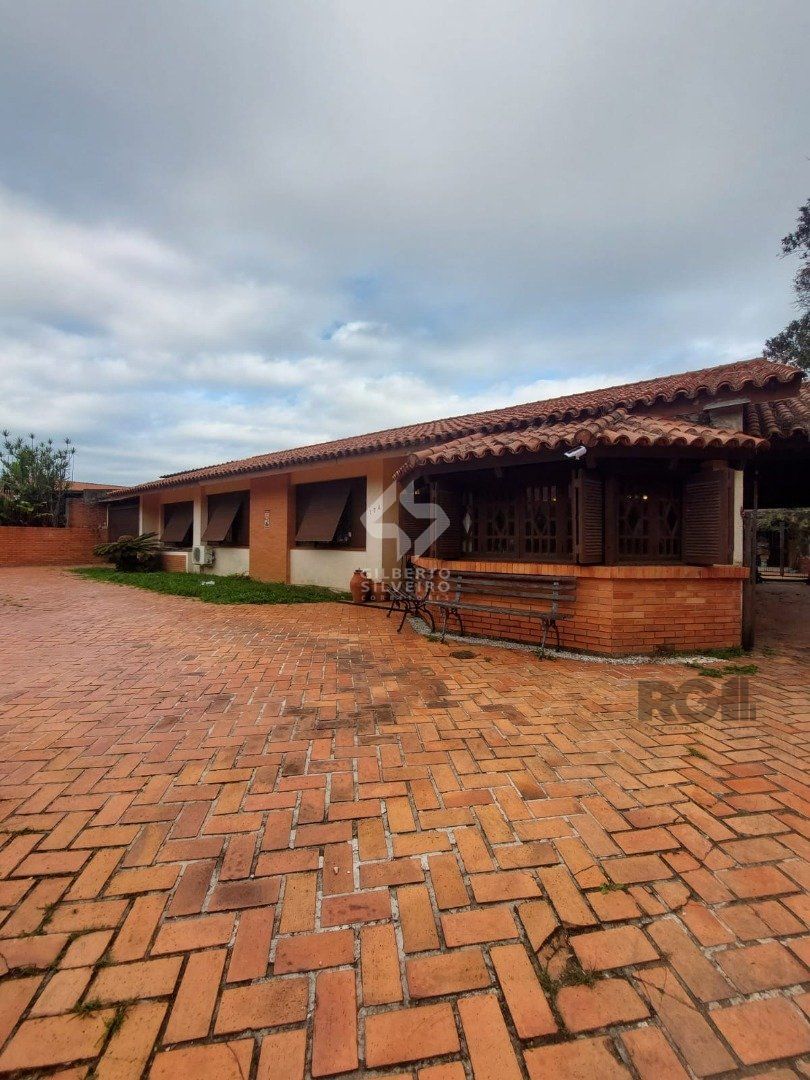 Casa 5 quartos à venda, 600m², Vila Assunção - Porto Alegre