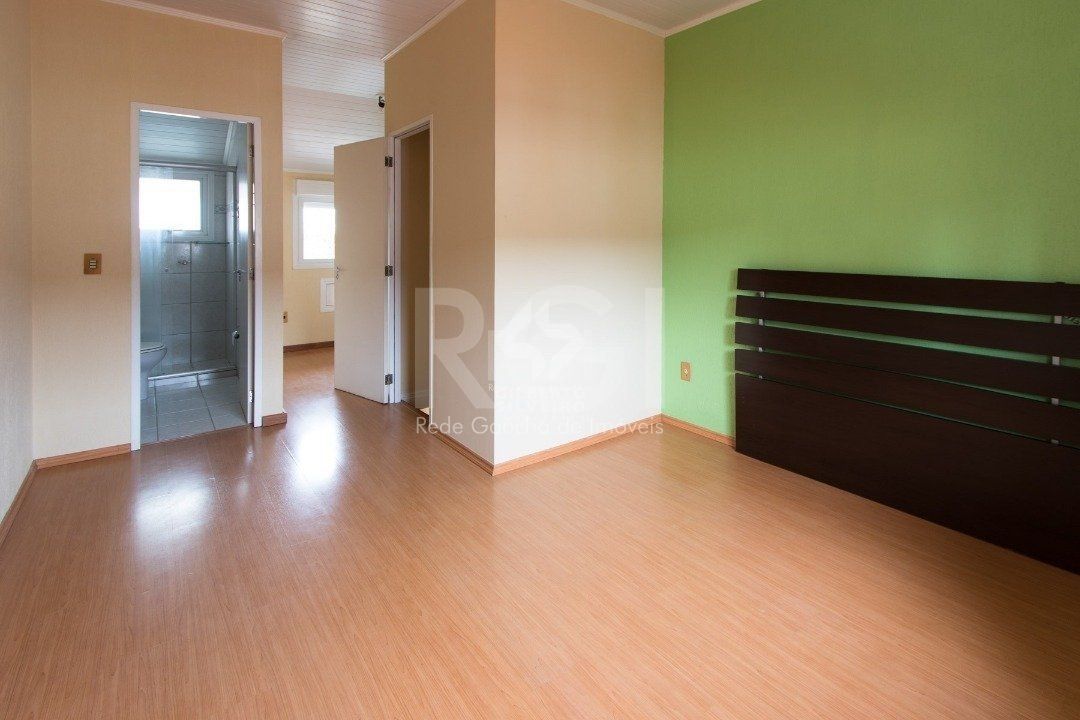 Casa Condominio para Venda - 92.32m², 3 dormitórios, sendo 1 suites, 2 vagas - Cristal