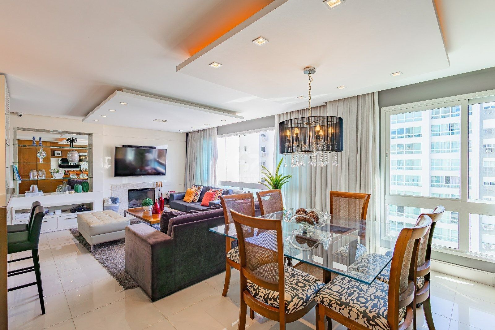 Apartamento Espetacular com 3 Suítes e Área Social Ampla no Passo d'Areia