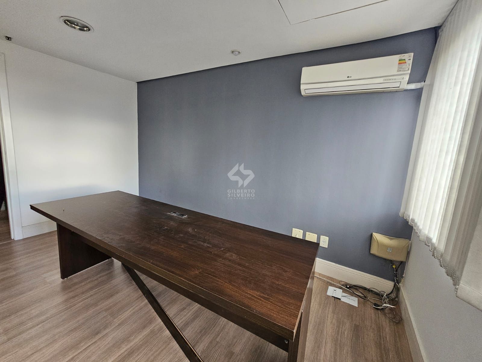 Sala Comercial, 3 salas, à venda, 61 m², Moinhos de Vento - Porto Alegre — foto 4