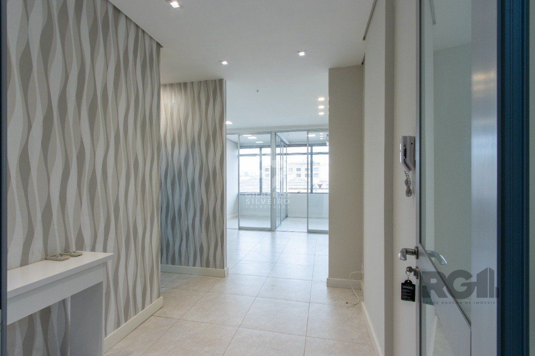 Sala Comercial, à venda, 33 m², Floresta - Porto Alegre — foto 2