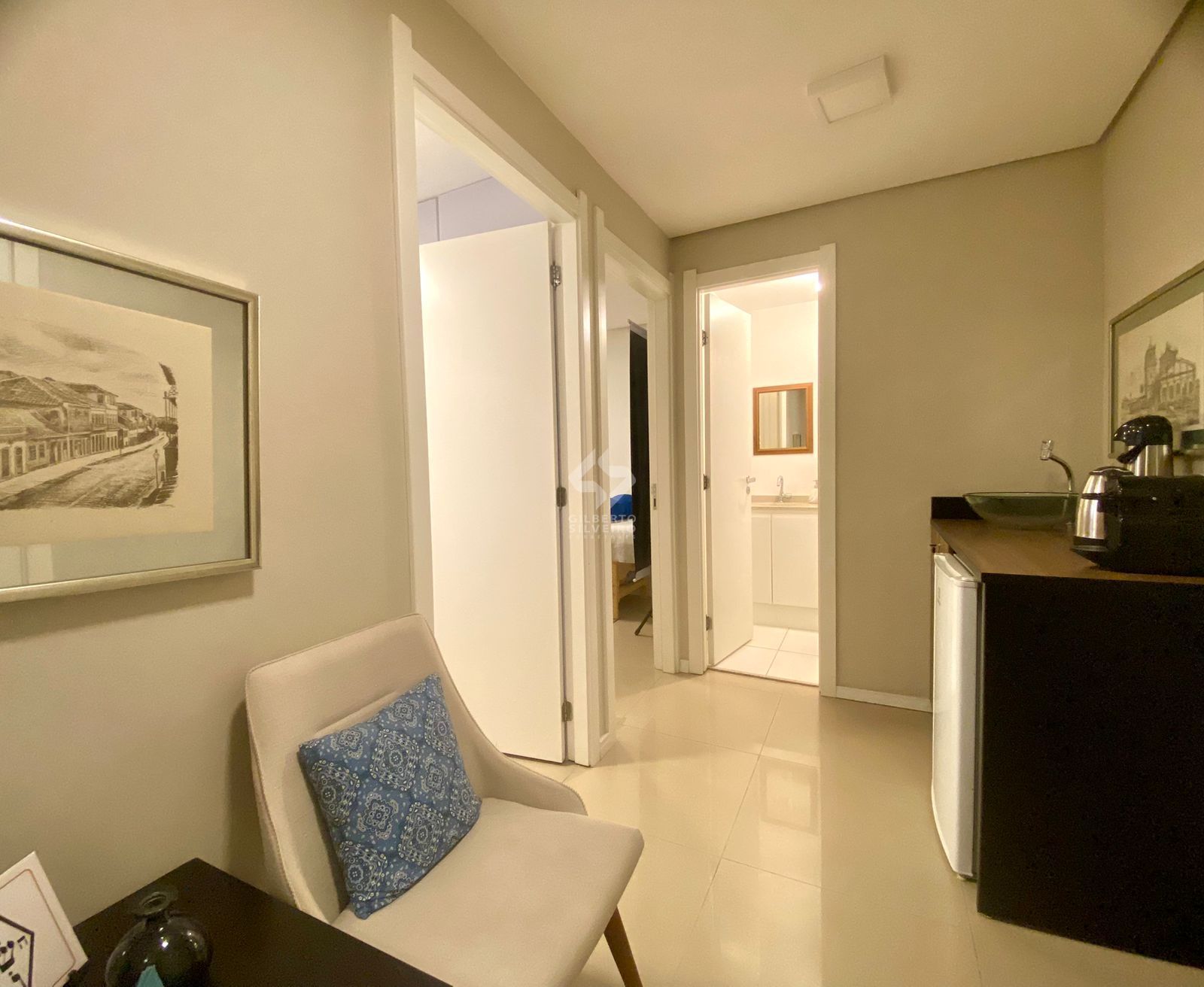 Sala Comercial, 2 salas, à venda, 38 m², Moinhos de Vento - Porto Alegre — foto 2