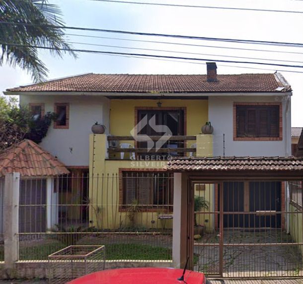 Oportunidade!!! Casa com um espaço maravilhoso no bairro Serraria.
