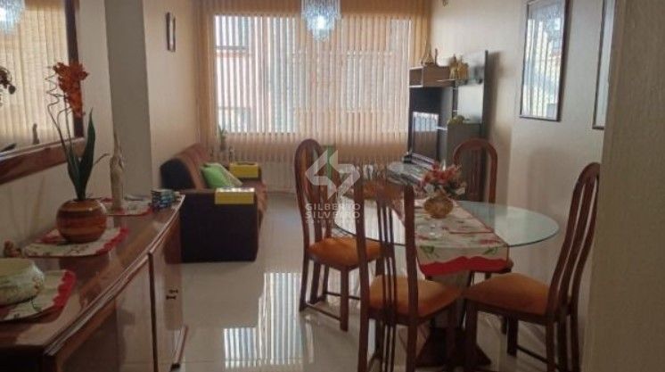 Apartamento 2 dormitórios desocupado à venda no bairro São João