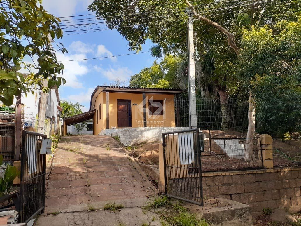 Casa para Venda - 80m², 2 dormitórios, 3 vagas - Belém Novo