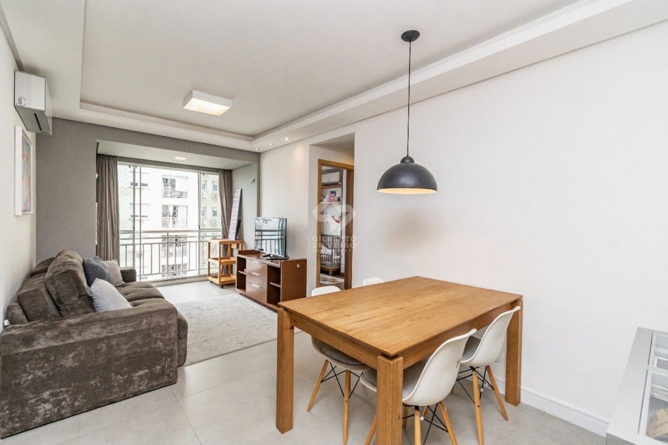 Vende-se apartamento com 2 quartos (1 suíte), 62m² e 1 vaga – Passo da Areia