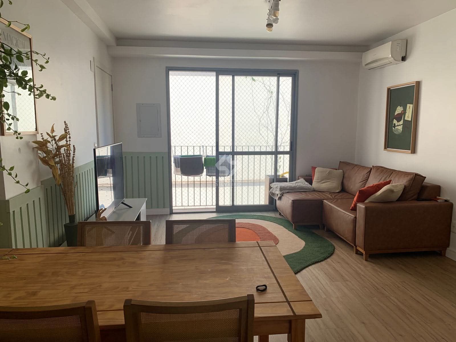 APARTAMENTO DE 2DORMITÓRIOS COM VAGA DE GARAGEM, EM PRÉDIO COM EXCELENTE PADRÃO CONSTRUTIVO.