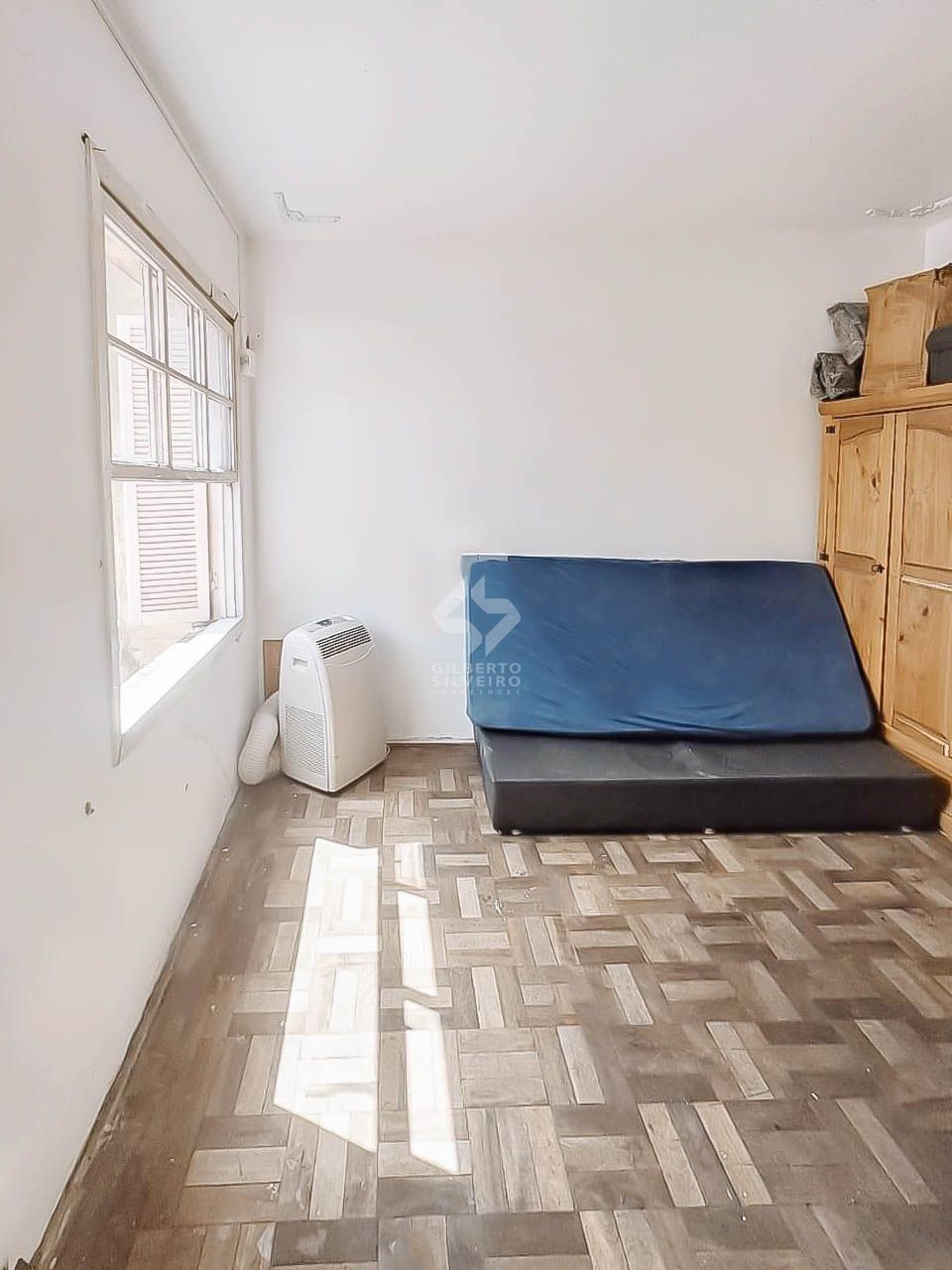 Kitnet, à venda, 18 m², Azenha - Porto Alegre — foto 2