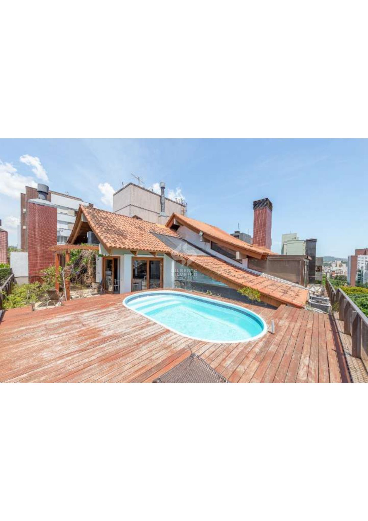 Terraço com piscina