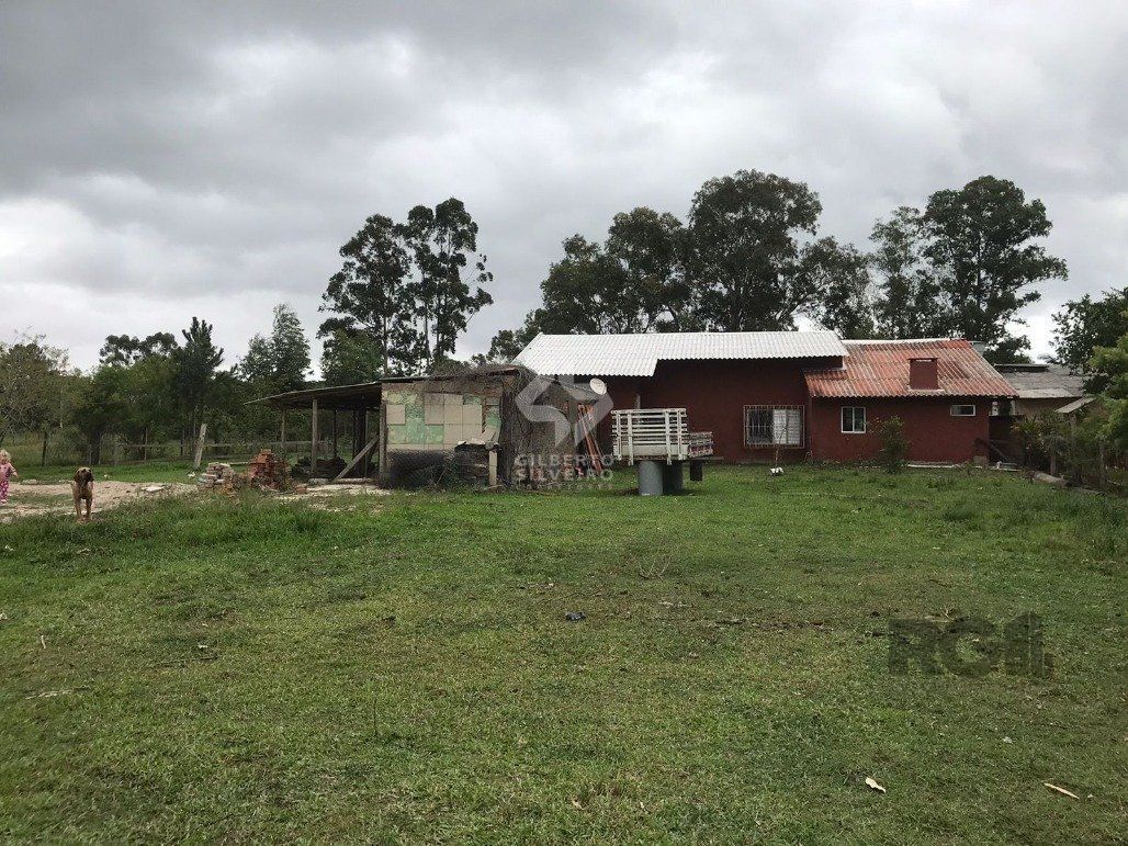 Casa 4 quartos à venda, 260m², São Caetano - Porto Alegre