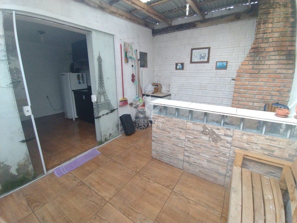 Casa para Venda - 103m², 2 dormitórios, 1 vaga - Hípica