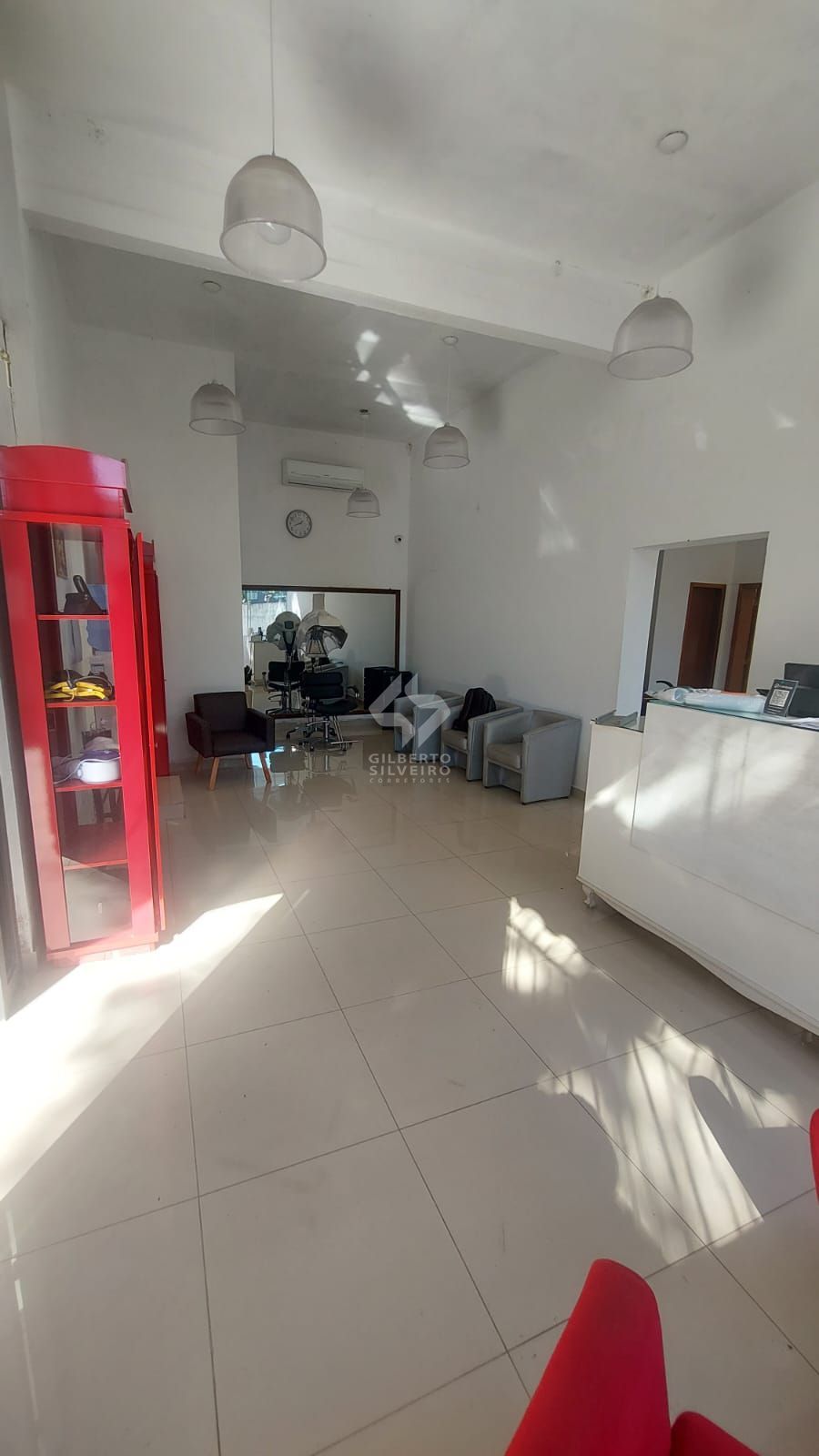 PRÉDIO COMERCIAL COM 5 SALAS E PROJETO APROVADO APARTAMENTO 100M2
