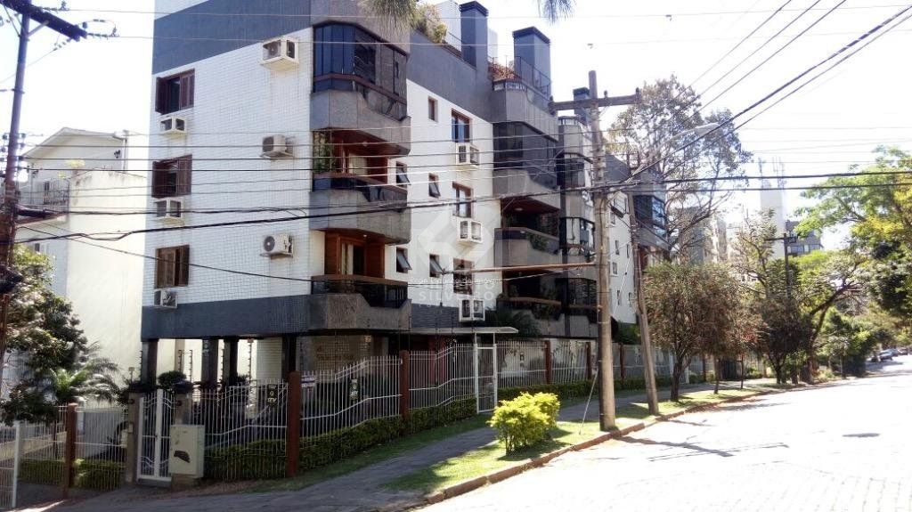 Vende cobertura mobiliada, 3 dormitórios, 3 vagas, Petrópolis