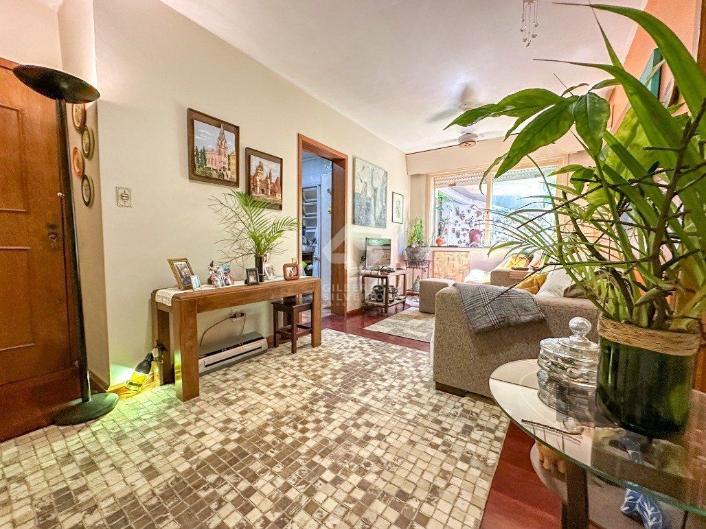 Apartamento Garden para comprar no Bairro Petrópolis! Um verdadeiro refúgio!