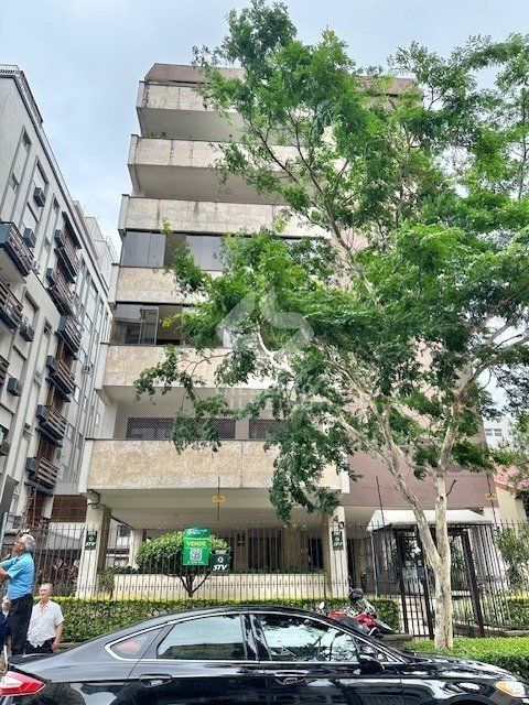 Excelente Apartamento Para Comprar  Próximo ao Hospital Moinhos de Vento com 196 m² privativos