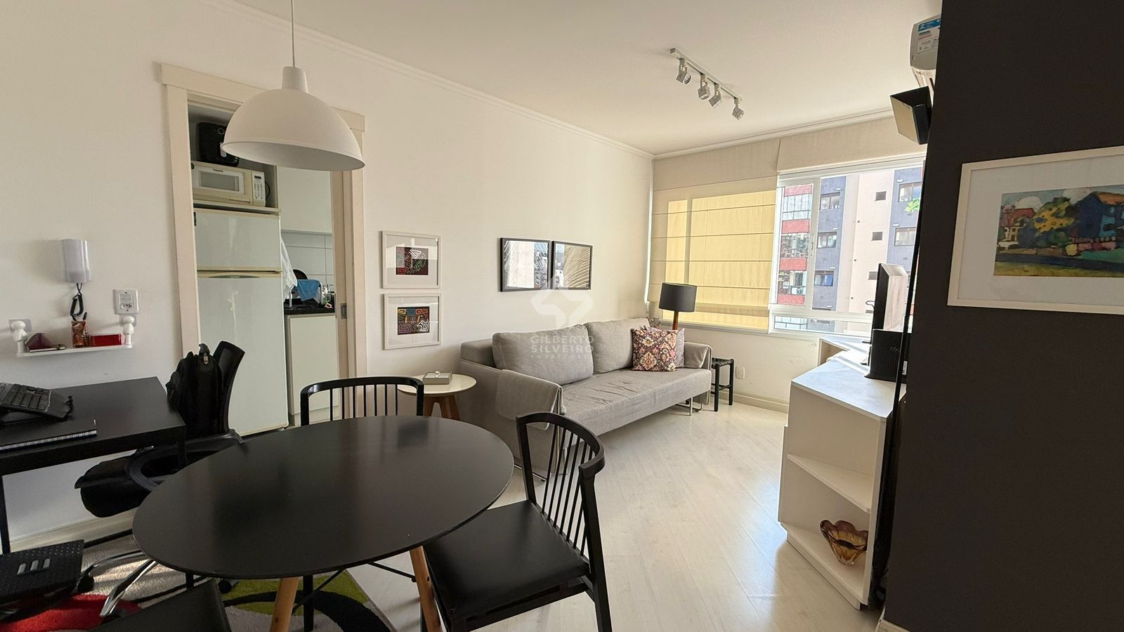 Apartamento 1 dormitório c/vaga escriturada coberta e infra completa no Rio Branco