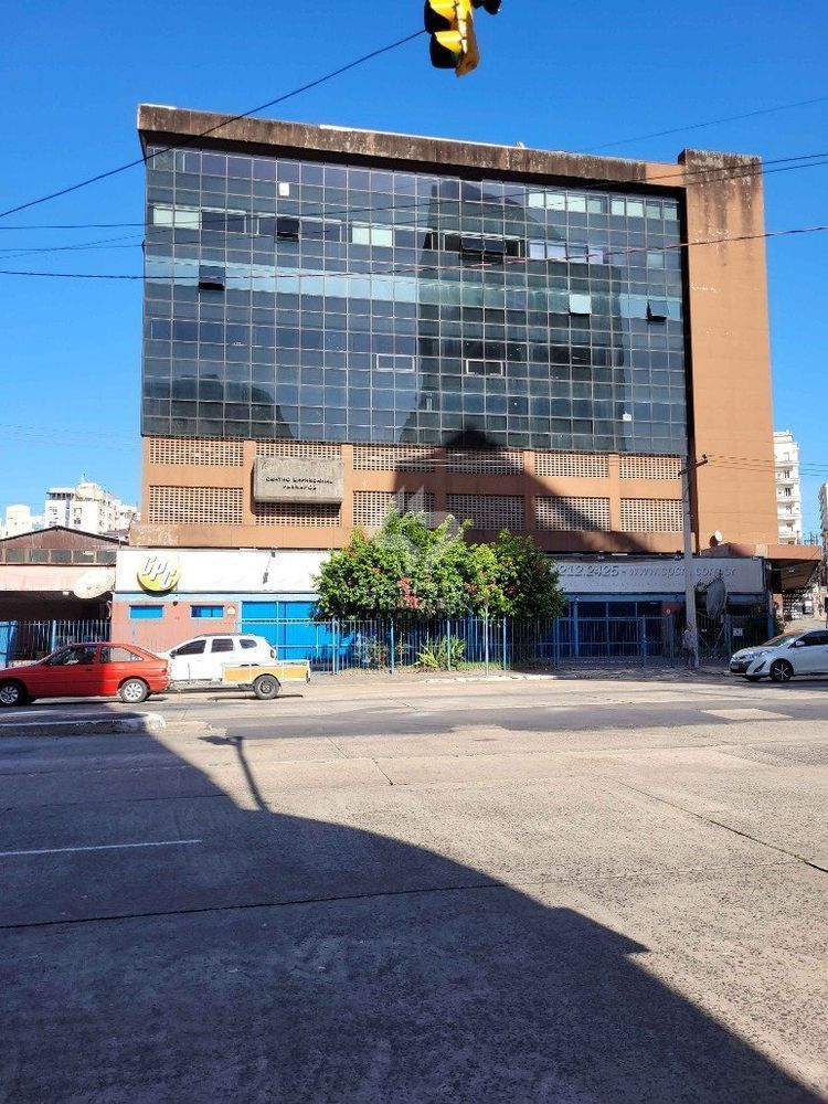 Conjunto Comercial, 2 salas, à venda, 382 m², Floresta - Porto Alegre — foto 2