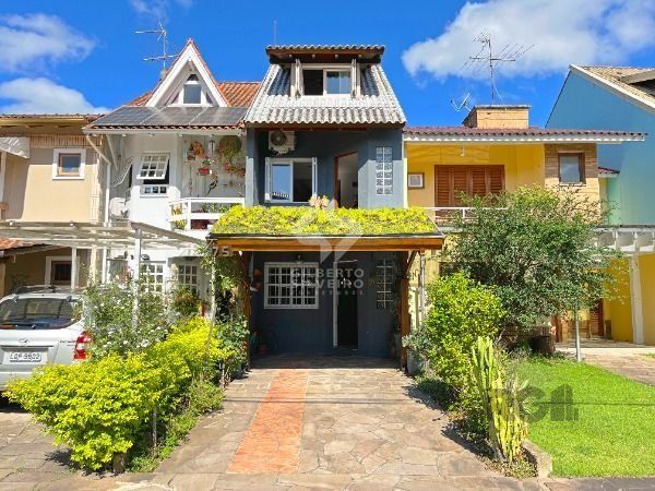 Casa Condominio em Porto Alegre, no bairro Cavalhada, com 3 dormitório(s), e 3 banheiros, à venda.
