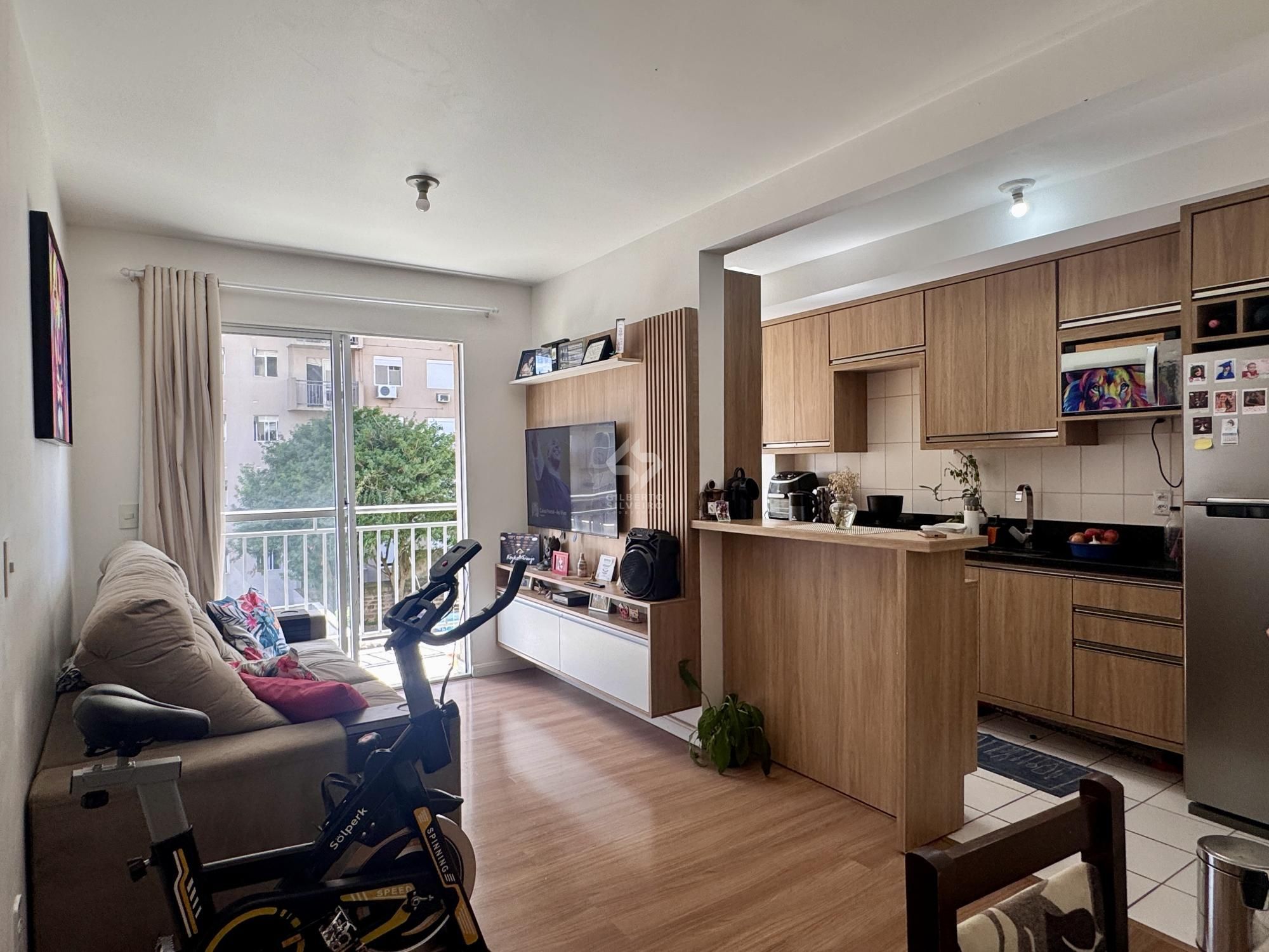 Apartamento 3 Dormitórios com Suíte, Sacada e Vaga Coberta